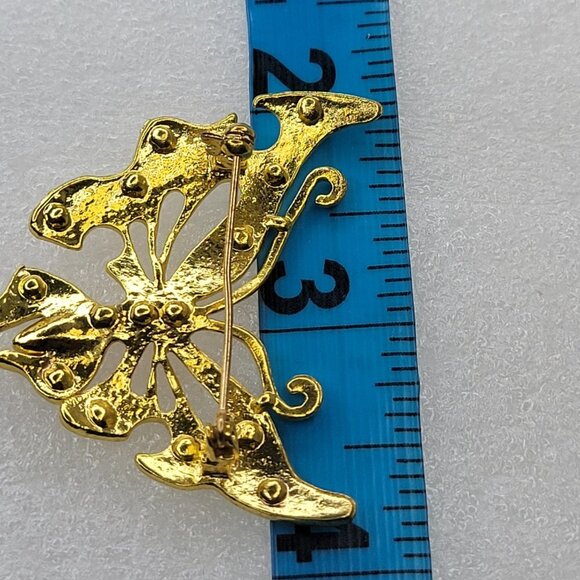 Gold Filigree Butterfly Brooch - Picture 9 of 12